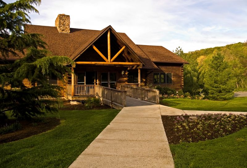 Log Cabin Staining - Log Cabin Staining Wayzata, Minnesota